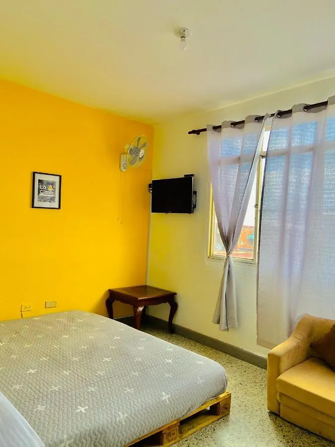 La Clave Hostel & Rooftop Cali