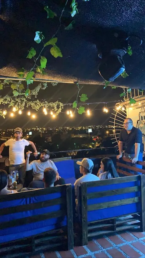 Guest house La Clave Hostel & Rooftop Cali